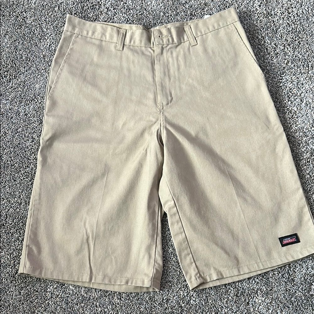 Dickies Men's Tan Shorts